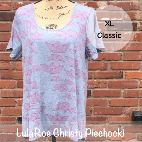 LuLaRoe Tops - LuLaRoe Classic T LuLaRoe Tops - LuLaRoe Classic T